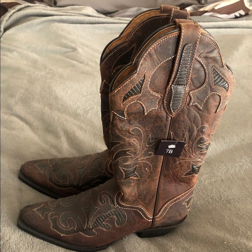 JB Dillon women’s cowgirl boots size 7B brown leather